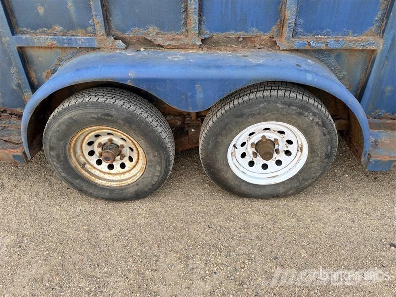 Charmac 12 ft T/A Horse Trailer مقطورات نقل الحيوانات