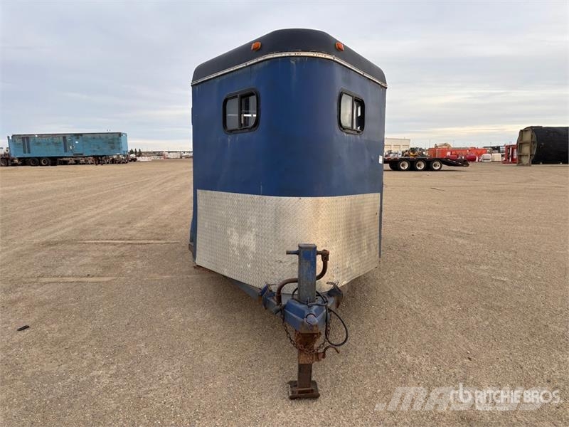 Charmac 12 ft T/A Horse Trailer مقطورات نقل الحيوانات