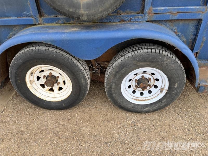 Charmac 12 ft T/A Horse Trailer مقطورات نقل الحيوانات