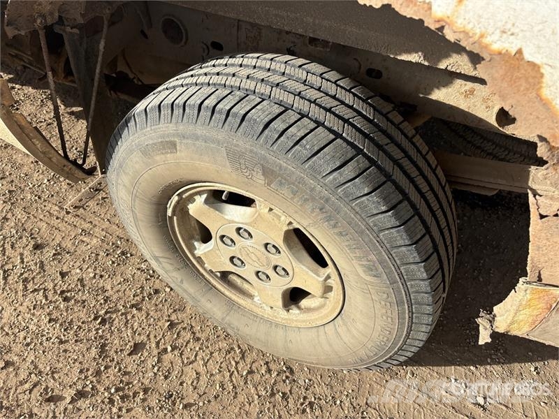Chevrolet 1500 LT 4x4 Extended Cab Pickup Ostalo
