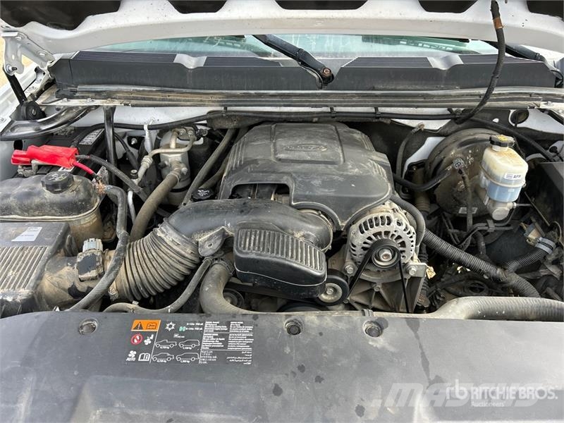 Chevrolet 1500 LT 4x4 Extended Cab Pickup Muu