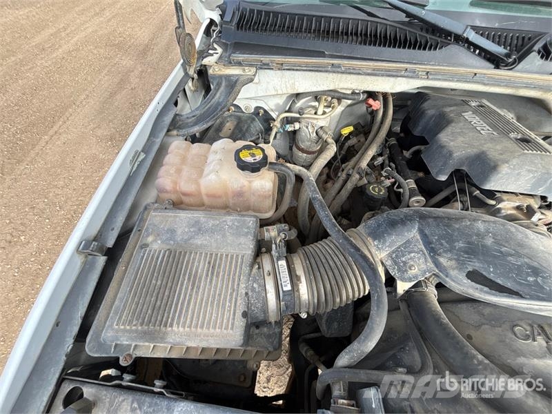 Chevrolet 1500 LT 4x4 Extended Cab Pickup Ostalo