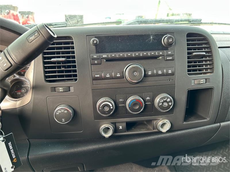 Chevrolet 1500 LT 4x4 Extended Cab Pickup Muu