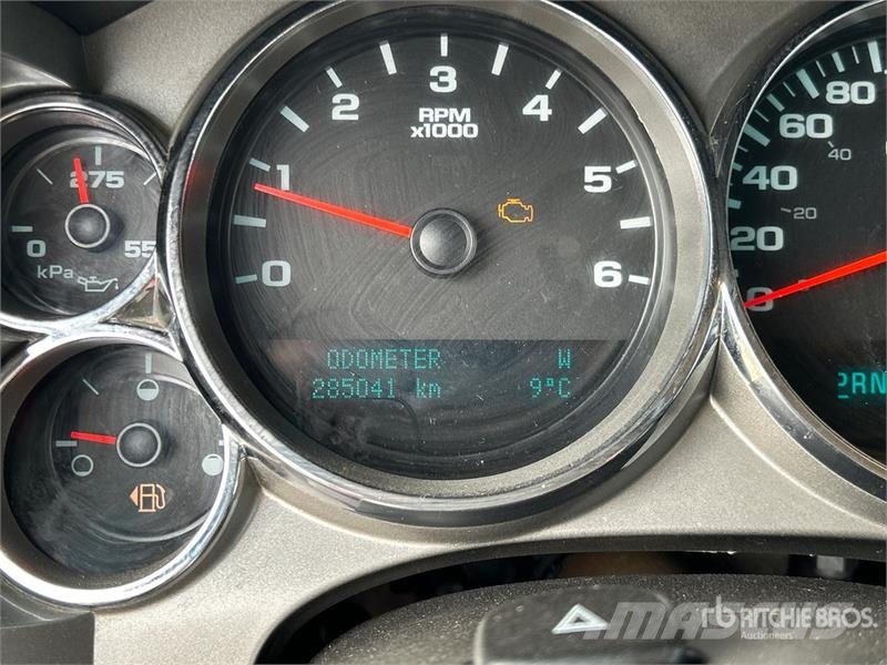 Chevrolet 1500 LT 4x4 Extended Cab Pickup Muu