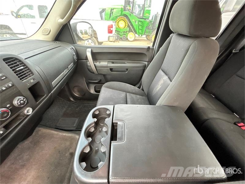 Chevrolet 1500 LT 4x4 Extended Cab Pickup Muu