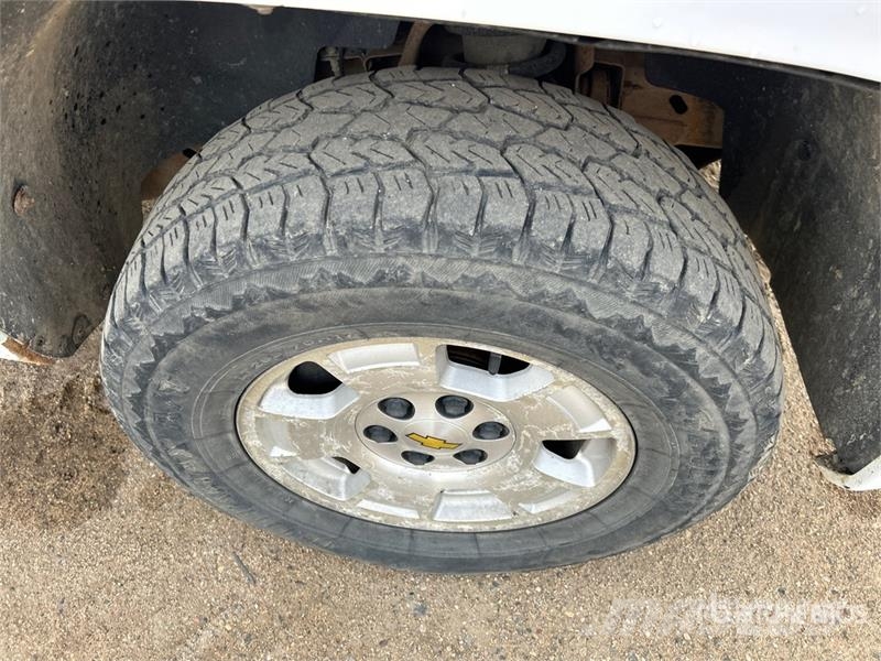 Chevrolet 1500 LT 4x4 Extended Cab Pickup Muu