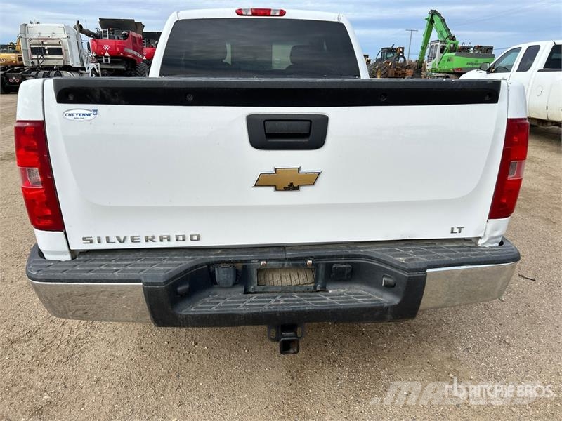 Chevrolet 1500 LT 4x4 Extended Cab Pickup Muu