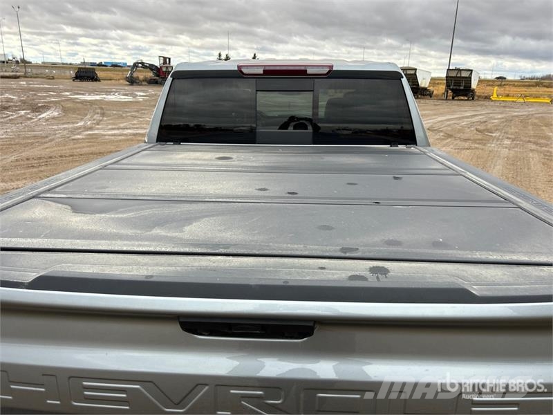 Chevrolet 1500 Silverado 4x4 Crew Cab Pickup Andre