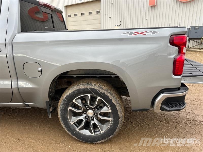 Chevrolet 1500 Silverado 4x4 Crew Cab Pickup Andre