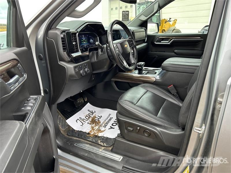 Chevrolet 1500 Silverado 4x4 Crew Cab Pickup Andre