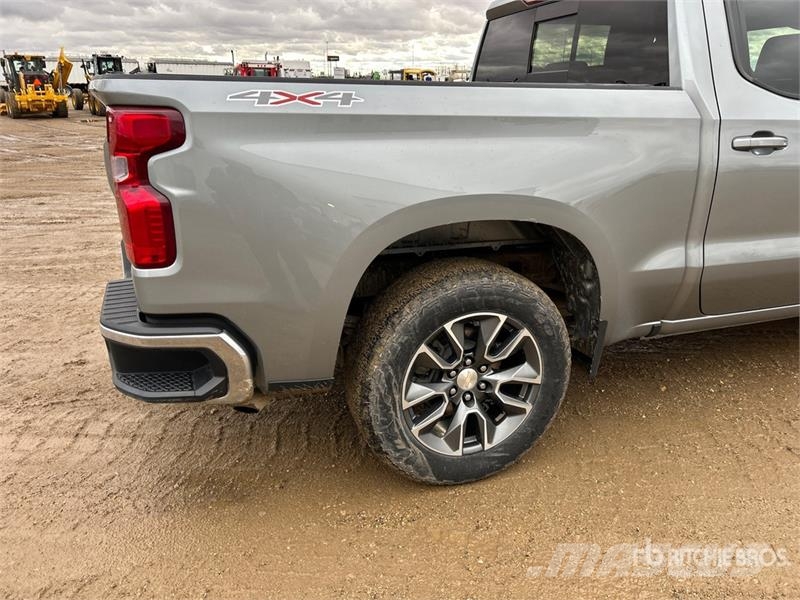 Chevrolet 1500 Silverado 4x4 Crew Cab Pickup Andre
