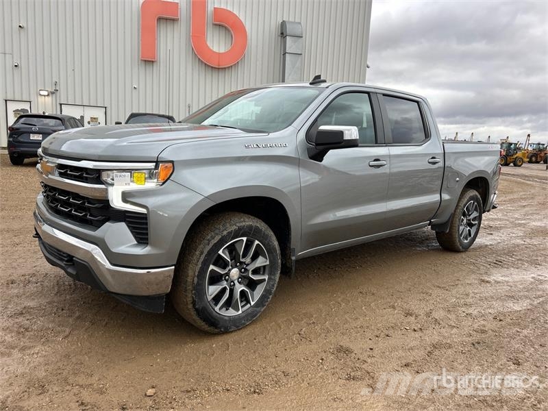 Chevrolet 1500 Silverado 4x4 Crew Cab Pickup Andre