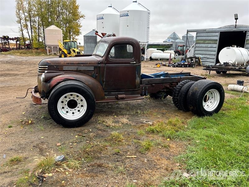 Chevrolet 1533 Antique Pickup (Inoperable) Andere Transporter