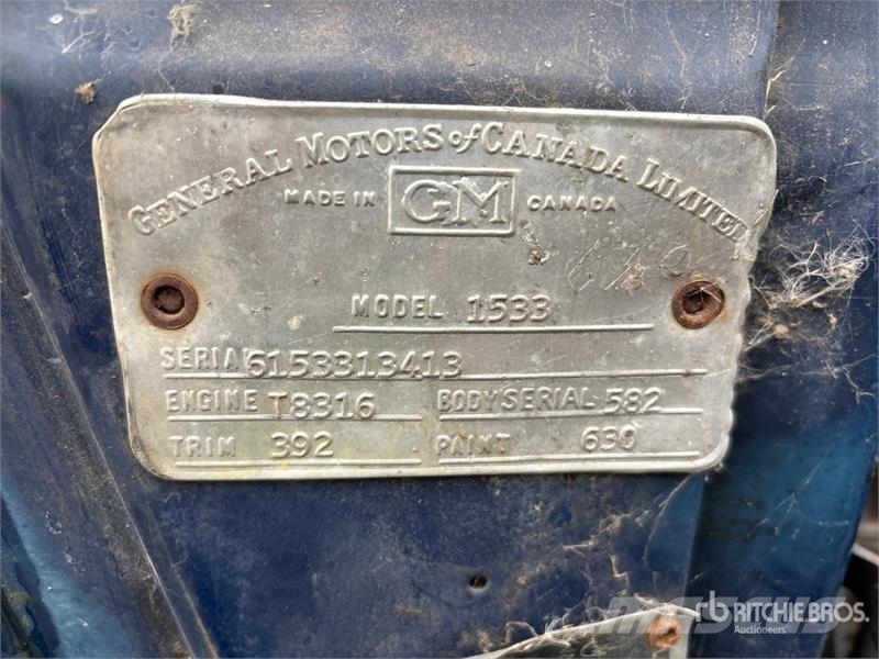 Chevrolet 1533 Antique Pickup (Inoperable) Andere Transporter