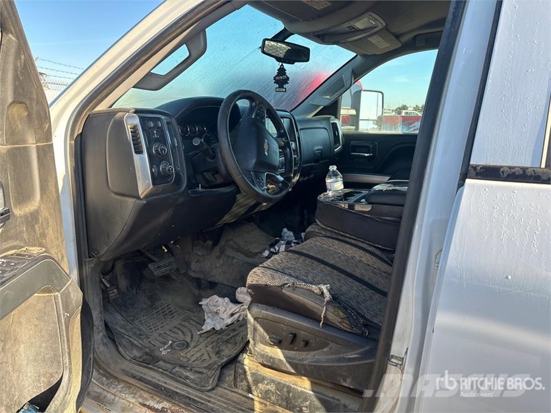 Chevrolet 2500 LT 4x4 Extended Cab Pickup (Inoperable) Övriga bilar
