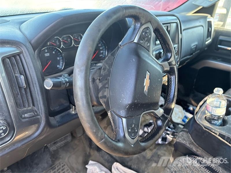 Chevrolet 2500 LT 4x4 Extended Cab Pickup (Inoperable) Övriga bilar