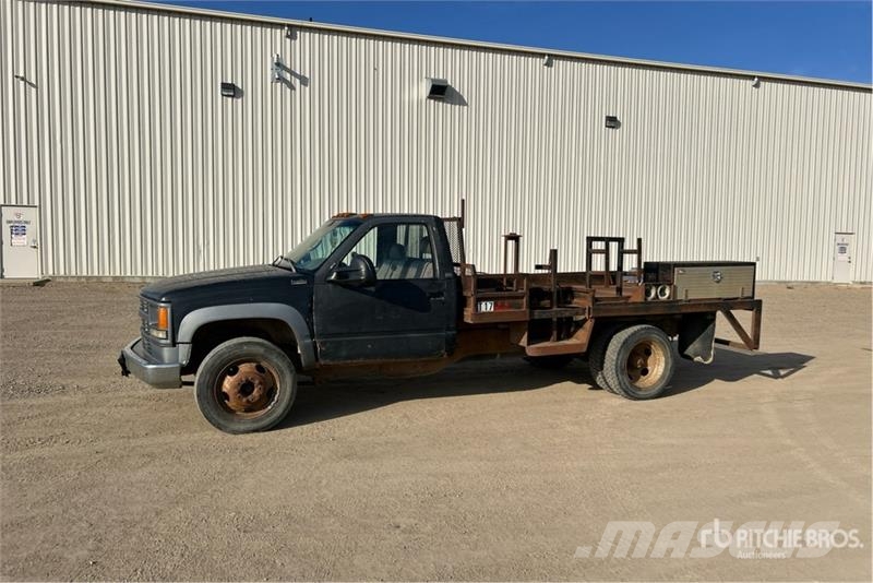 Chevrolet 3500 Platformos/ Pakrovimas iš šono