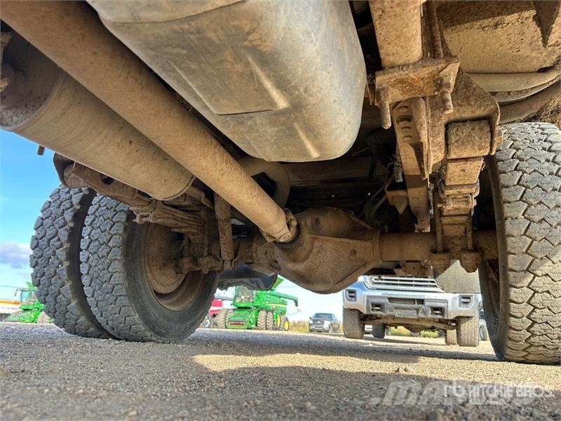 Chevrolet 3500 Platformos/ Pakrovimas iš šono