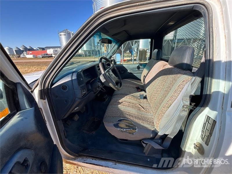 Chevrolet 3500 Madelautod