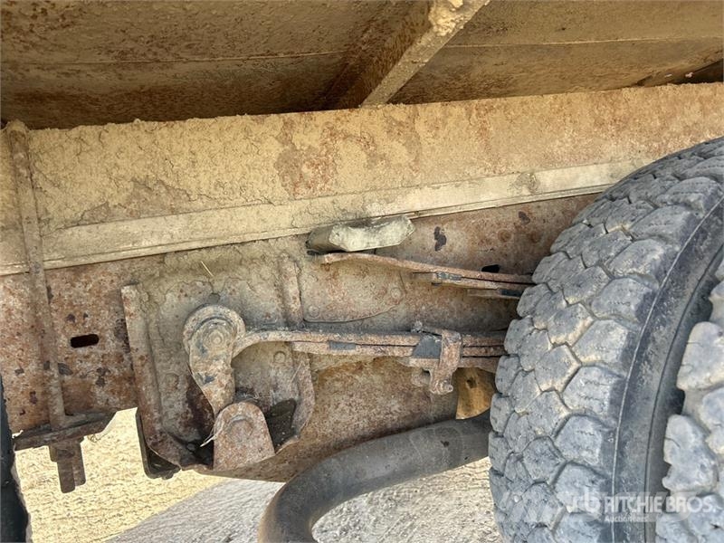 Chevrolet 3500 Platformos/ Pakrovimas iš šono