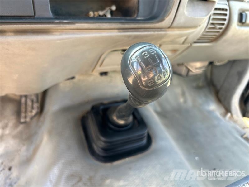 Chevrolet 3500 Platformos/ Pakrovimas iš šono
