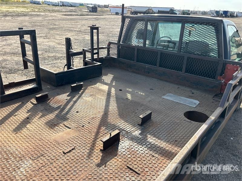 Chevrolet 3500 Platformos/ Pakrovimas iš šono