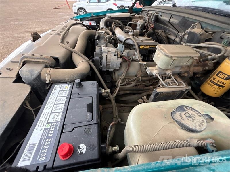 Chevrolet 3500 4x4 Extended Cab Pickup Andre