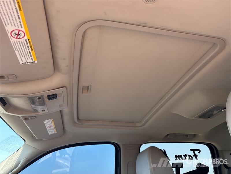 Chevrolet 3500 HD 4x4 Crew Cab Pickup Other