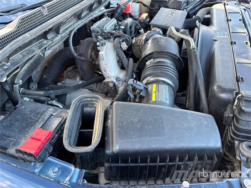 Chevrolet 3500 HD LT 4x4 Crew Cab Pickup Ostalo