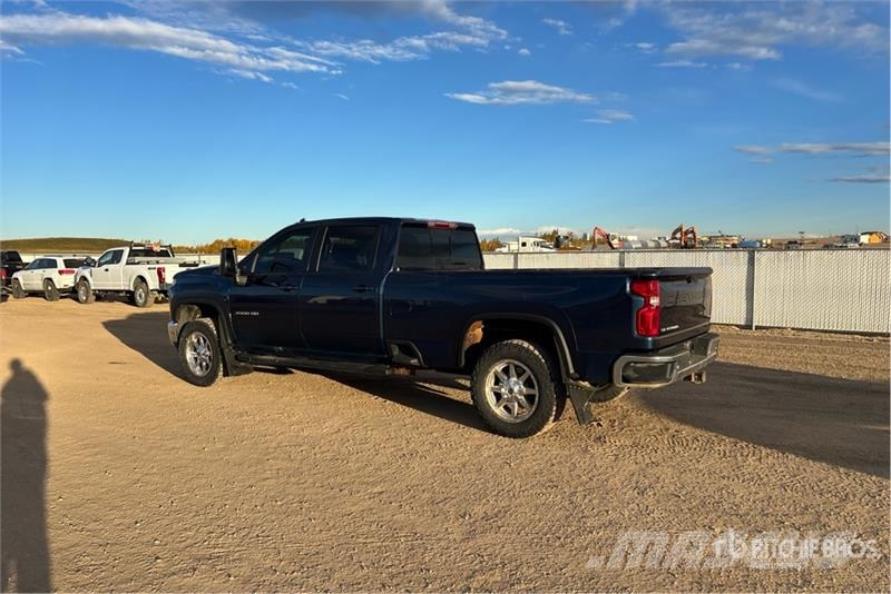 Chevrolet 3500 HD LT 4x4 Crew Cab Pickup Ostalo