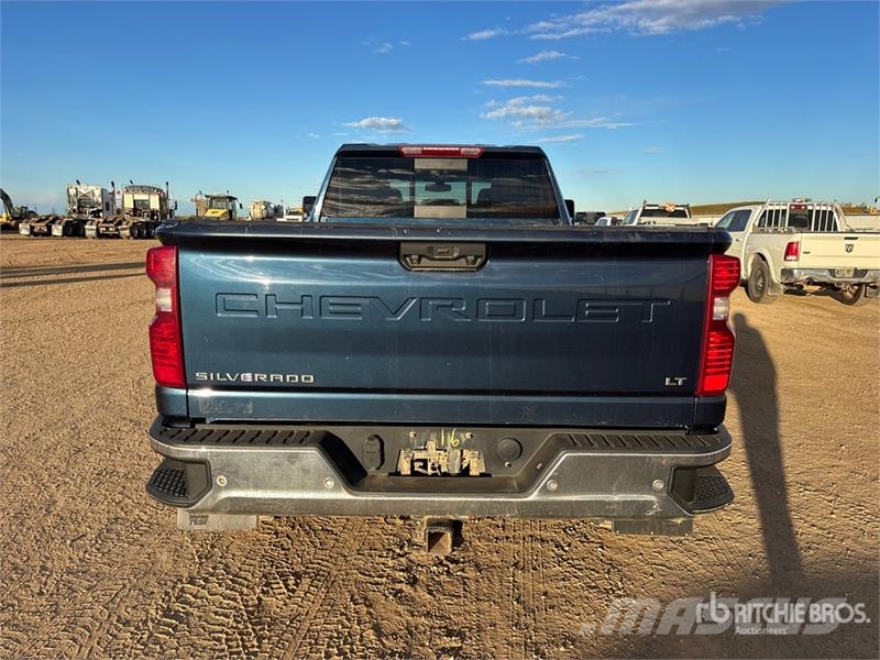Chevrolet 3500 HD LT 4x4 Crew Cab Pickup Ostalo