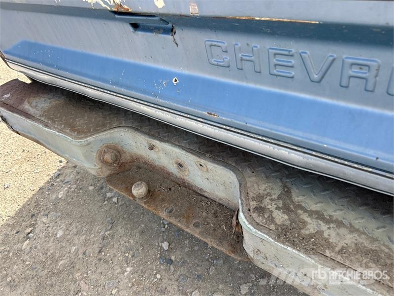 Chevrolet 8 ft S/A Pickup Box Trailer (Inoperable) Egyéb pótkocsik