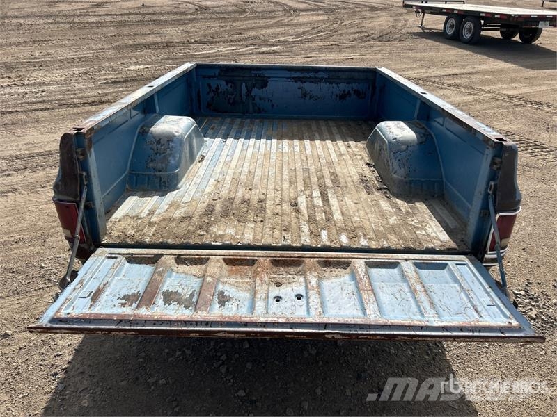 Chevrolet 8 ft S/A Pickup Box Trailer (Inoperable) Egyéb pótkocsik