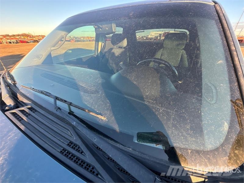 Chevrolet Avalanche 4x4 Crew Cab Pickup Autre fourgon / utilitaire