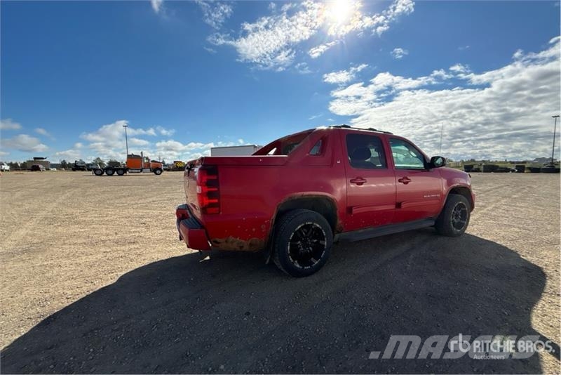 Chevrolet Avalanche 4x4 Crew Cab Pickup Furgoni altro