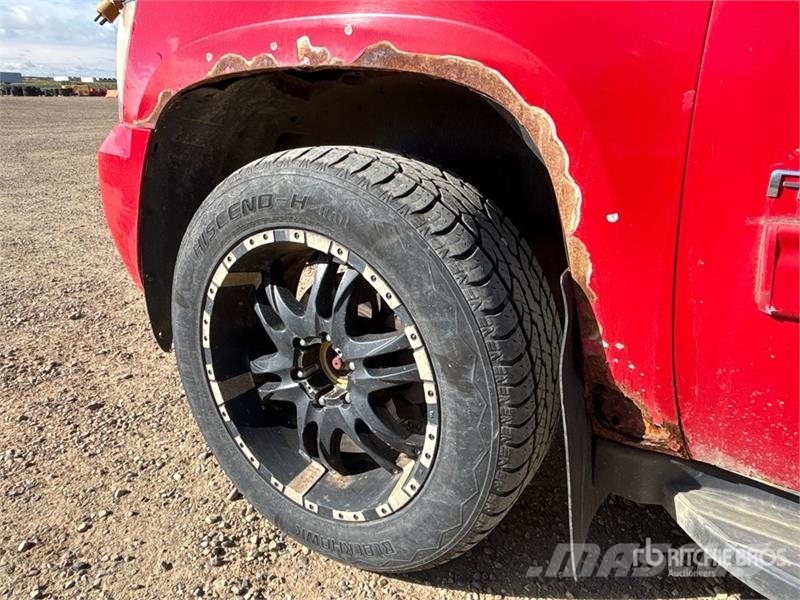 Chevrolet Avalanche 4x4 Crew Cab Pickup Furgoni altro