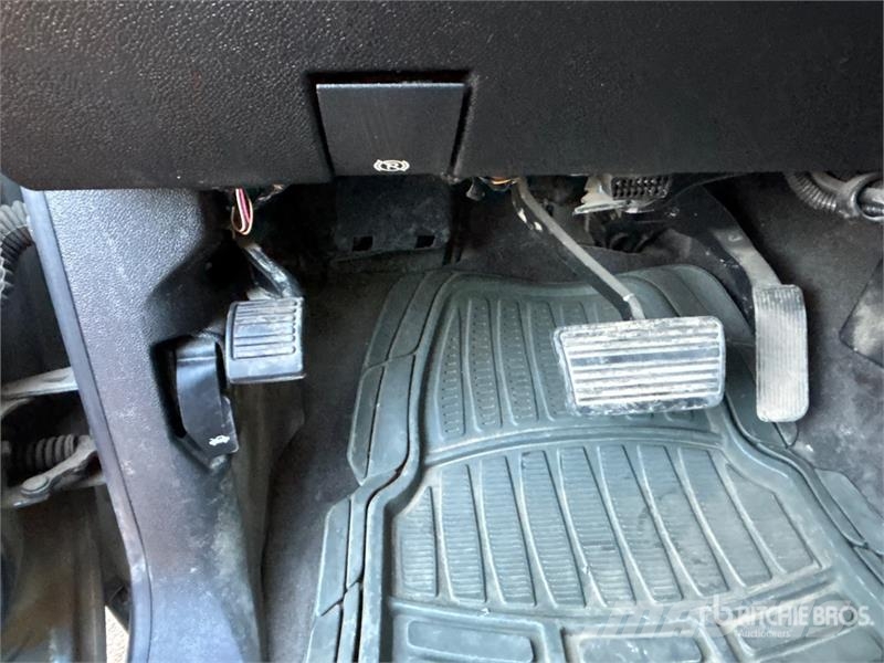 Chevrolet Avalanche 4x4 Crew Cab Pickup Autre fourgon / utilitaire