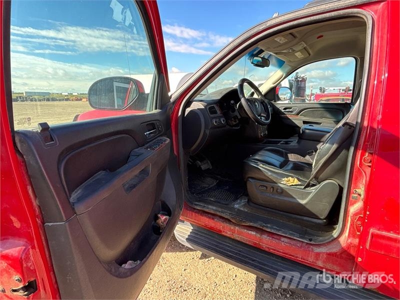 Chevrolet Avalanche 4x4 Crew Cab Pickup Furgoni altro