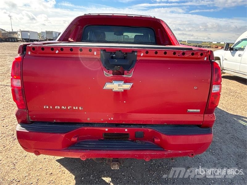 Chevrolet Avalanche 4x4 Crew Cab Pickup Furgoni altro
