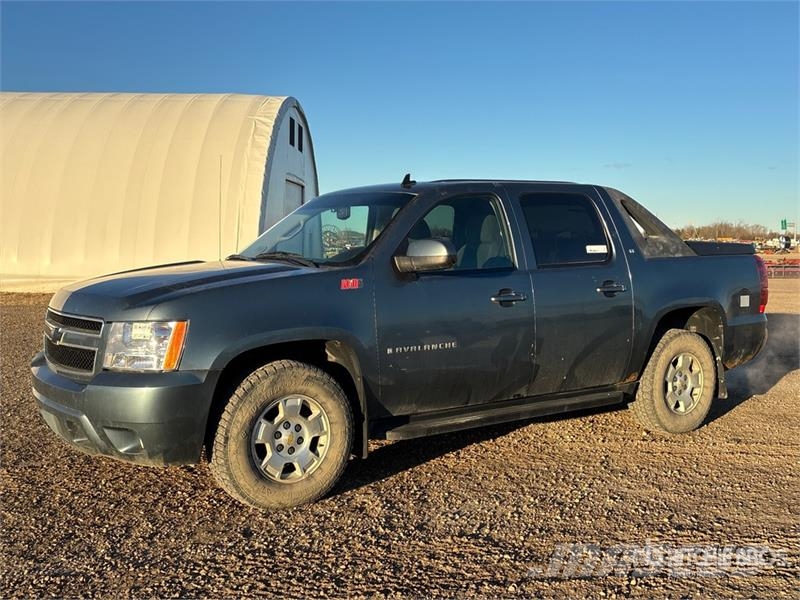 Chevrolet Avalanche 4x4 Crew Cab Pickup Autre fourgon / utilitaire