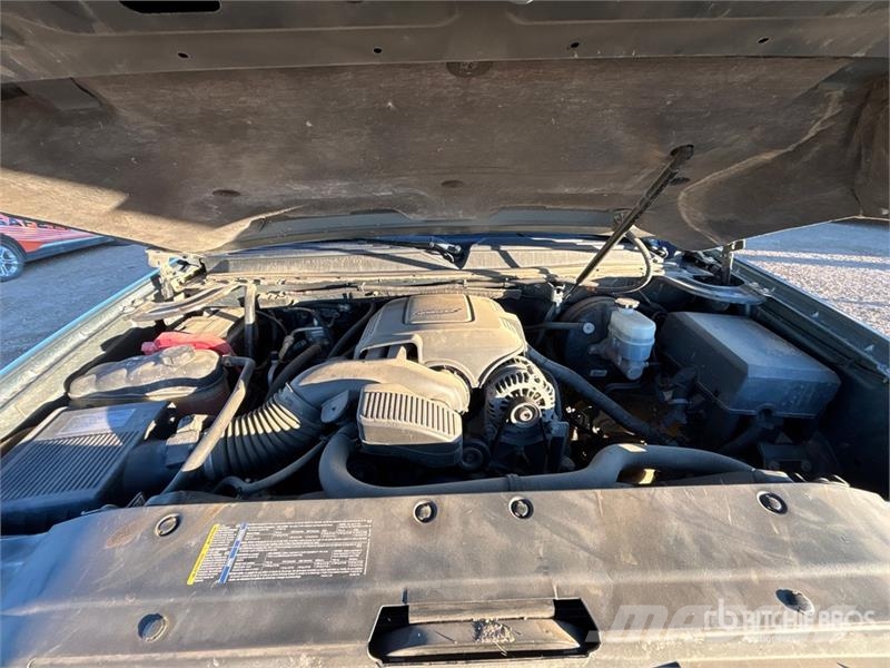 Chevrolet Avalanche 4x4 Crew Cab Pickup Autre fourgon / utilitaire