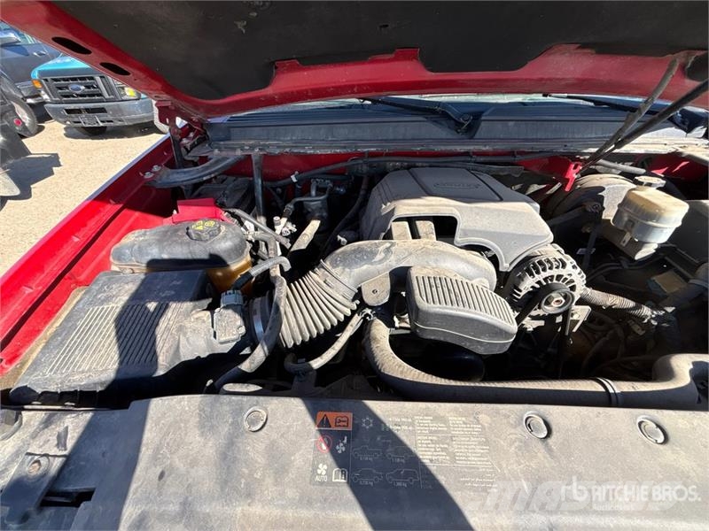 Chevrolet Avalanche 4x4 Crew Cab Pickup Furgoni altro