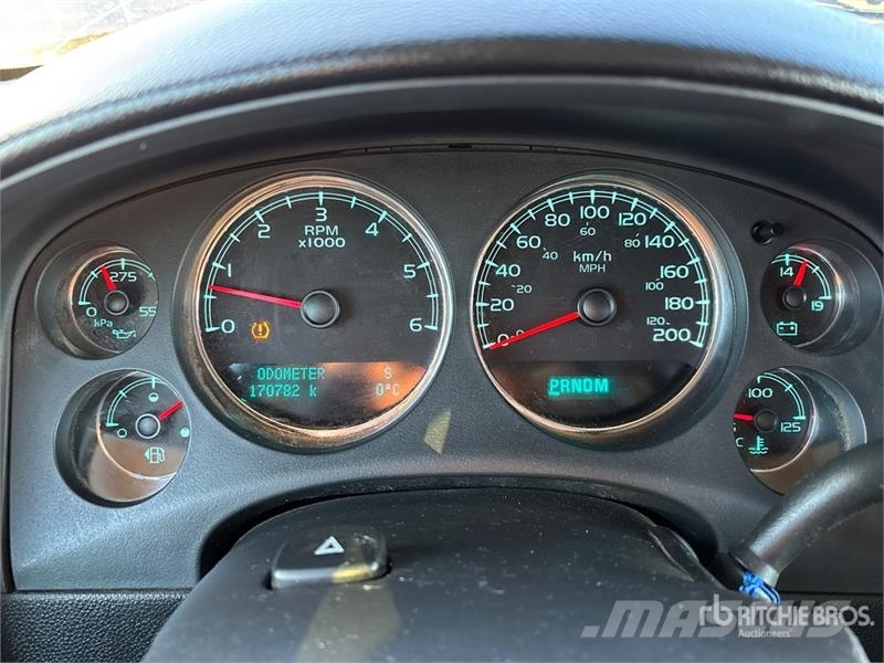Chevrolet Avalanche 4x4 Crew Cab Pickup Autre fourgon / utilitaire