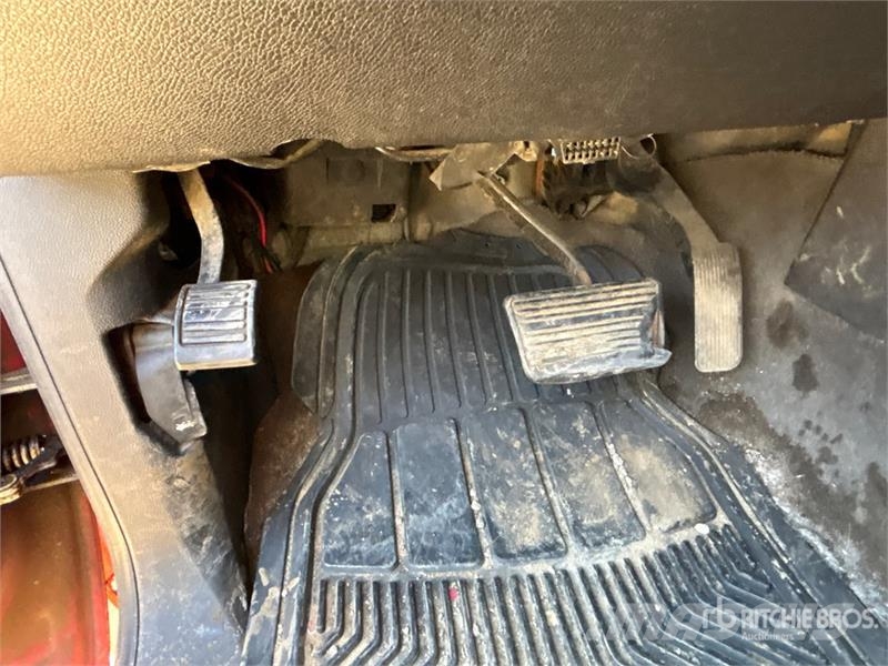 Chevrolet Avalanche 4x4 Crew Cab Pickup Furgoni altro