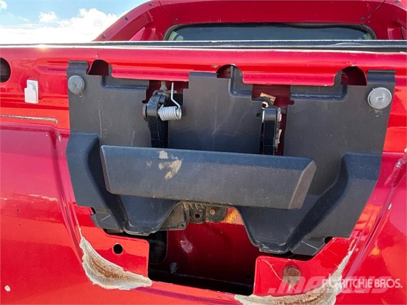Chevrolet Avalanche 4x4 Crew Cab Pickup Furgoni altro