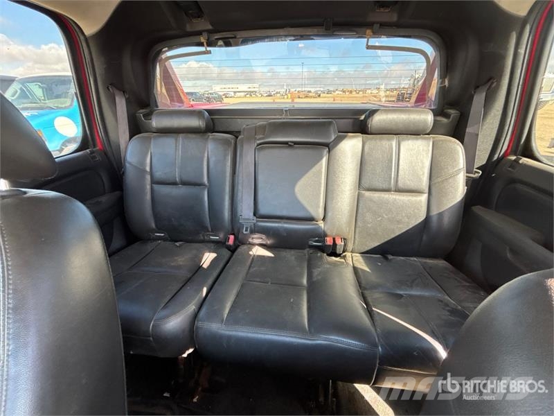 Chevrolet Avalanche 4x4 Crew Cab Pickup Furgoni altro