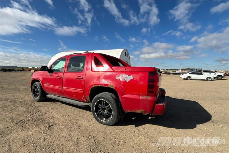 Chevrolet Avalanche 4x4 Crew Cab Pickup Furgoni altro