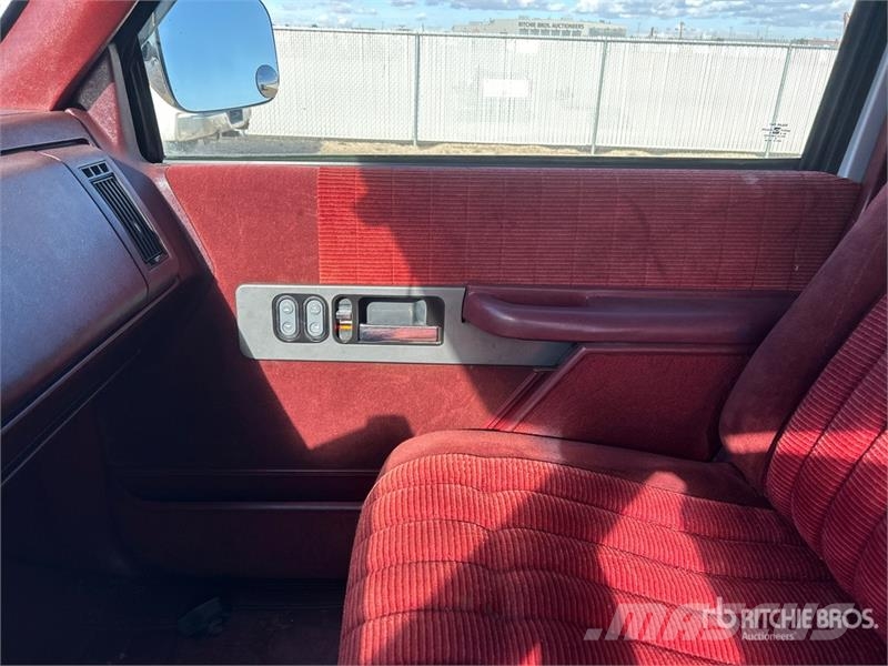 Chevrolet C2500 4x4 Pickup Autre fourgon / utilitaire