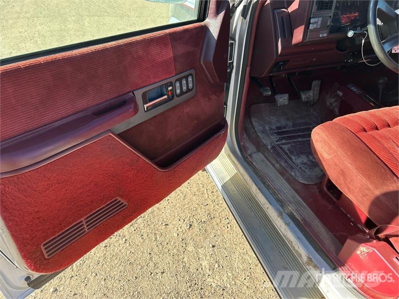 Chevrolet C2500 4x4 Pickup Autre fourgon / utilitaire