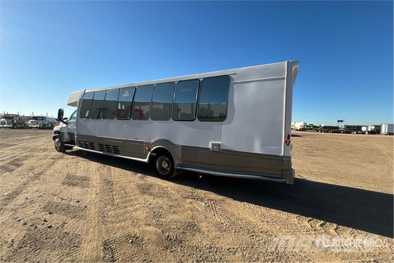 Chevrolet C5500 Minibuses